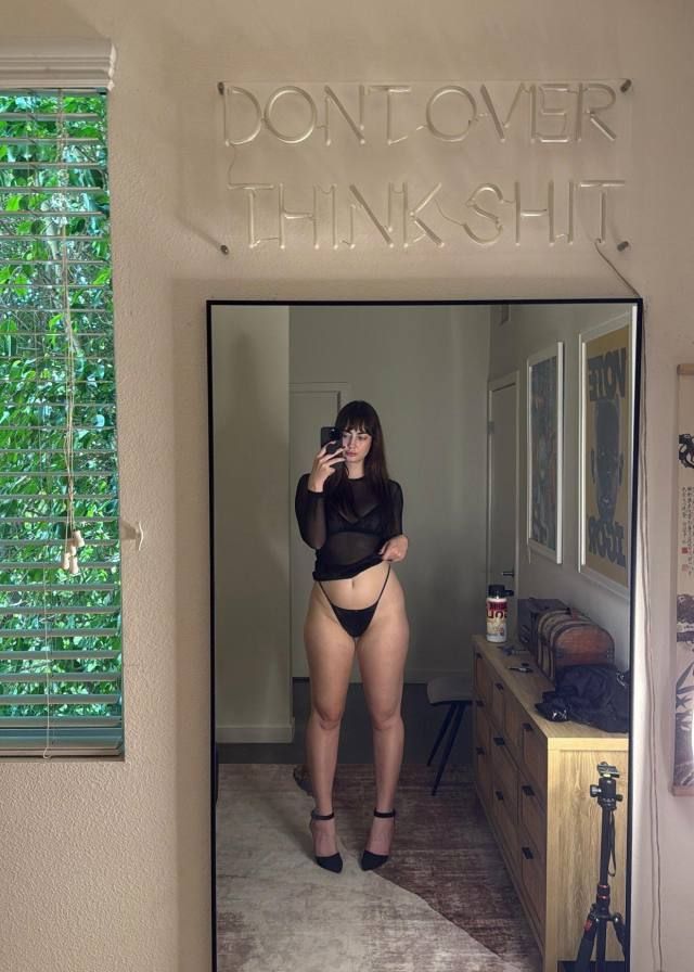 I have a great sense of humor and Im very passionate in everything I do. Im a playful flirtatious very sweet fun loving girl - Image 3